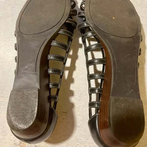 Etienne Aigner Open Toe Flats 7.5 - Picture 4 of 4